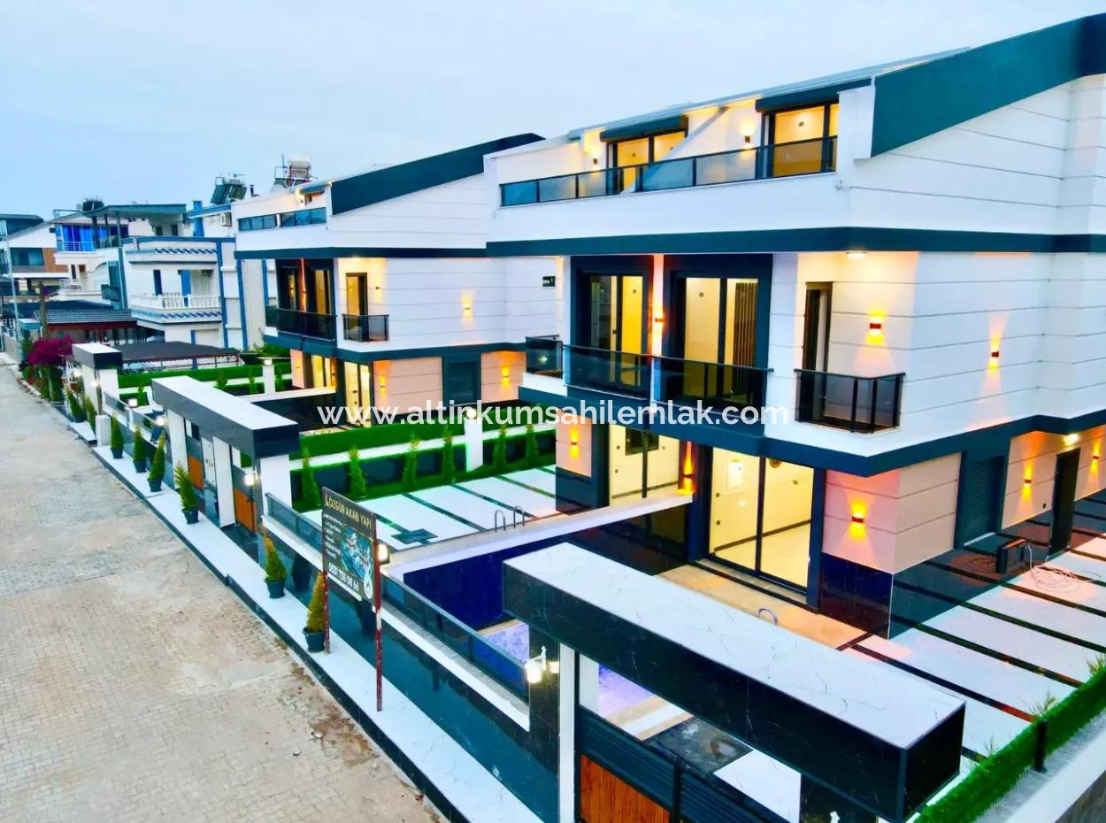 Didim Altınkum Çamlık Mahallesinde Satılık Denize Yakın 4+1 Villa