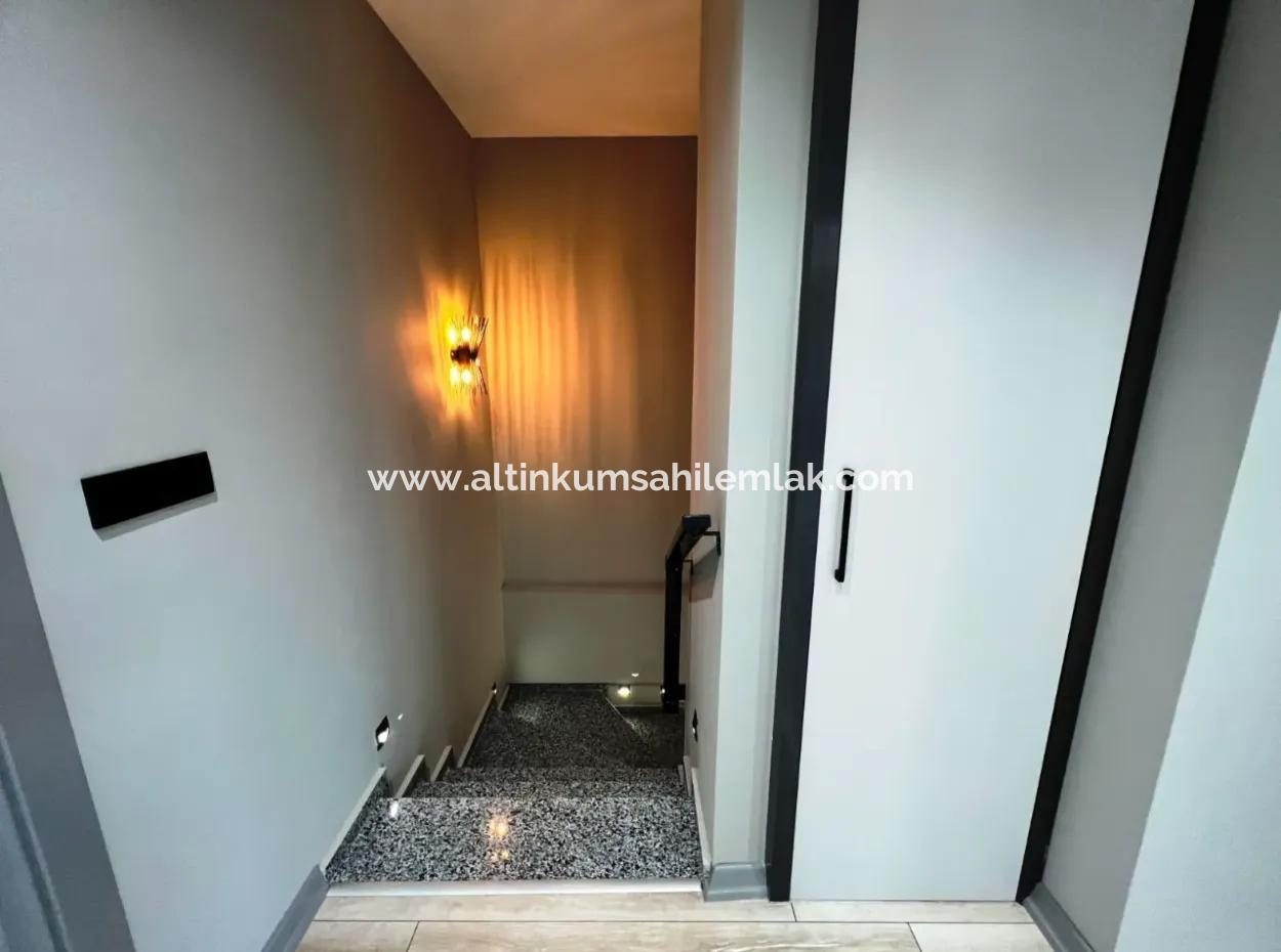 Didim Efeler Mahallesinde Satılık 3+1 Lüks Villa