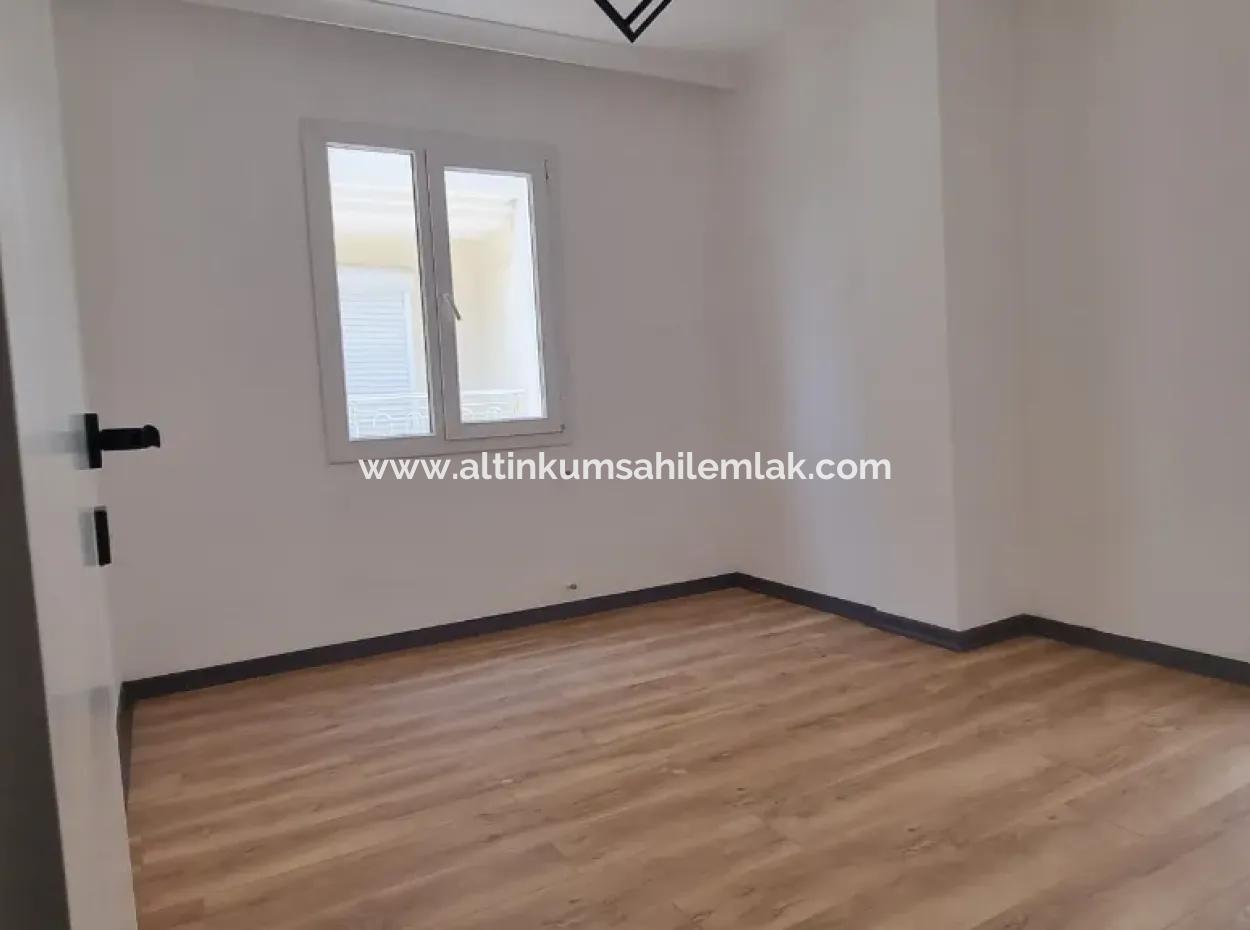 Didim Efeler Mahallesinde Mini Carrefoursa Mevki Satılık 4+1 Havuzlu Villa