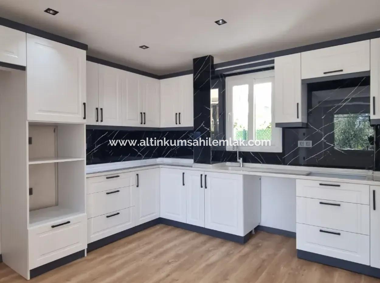 Didim Efeler Mahallesinde Mini Carrefoursa Mevki Satılık 4+1 Havuzlu Villa