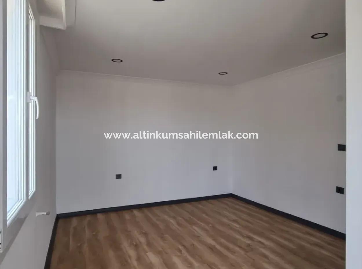 Didim Efeler Mahallesinde Mini Carrefoursa Mevki Satılık 4+1 Havuzlu Villa