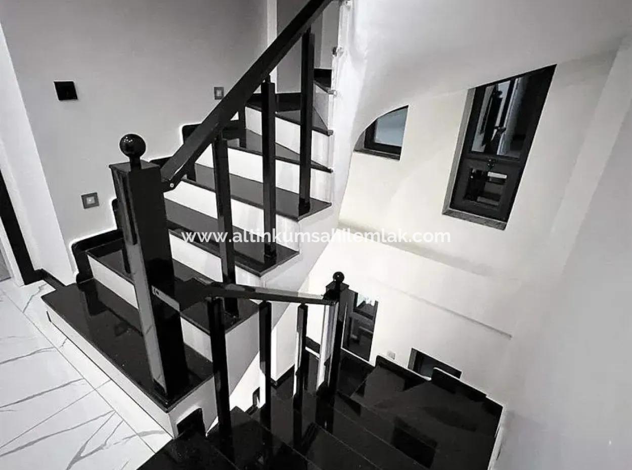 Didim Hisar Mahallesinde Satılık 5+1 Villa