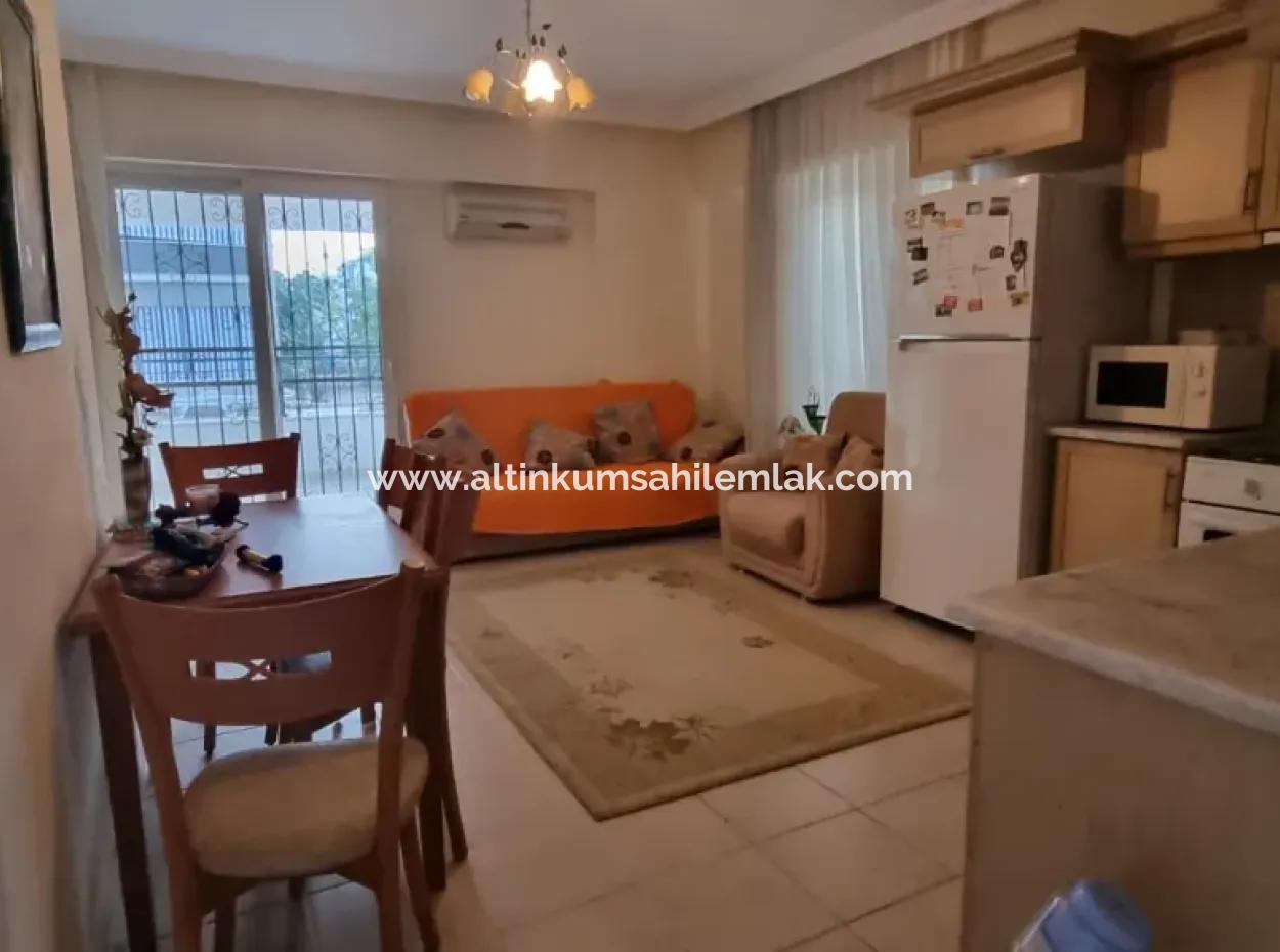 Altinkumda Site İçerisinde Denize 400M 3+1 Eşyalı Daire