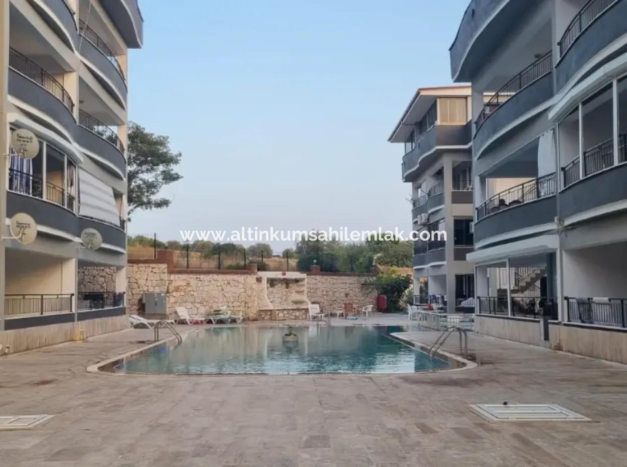 Altinkumda Site İçerisinde Denize 400M 3+1 Eşyalı Daire