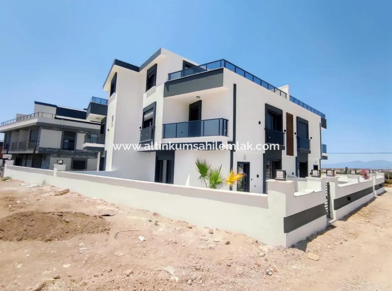 Hisar Mahallesinde Satılık 3+1 Deniz Manzaralı Kelepir Villa