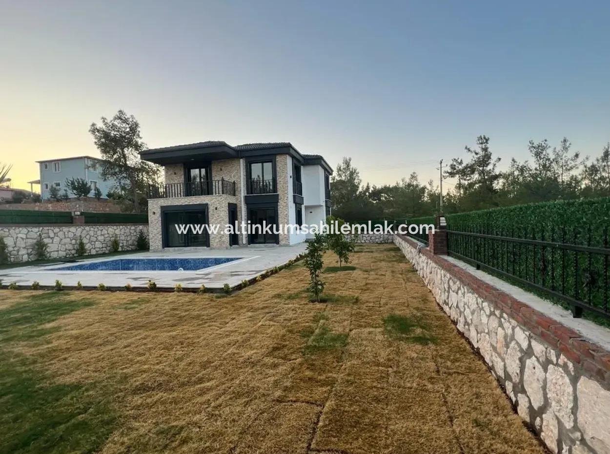 Didim Seyrantepede Satılık 4+1 Havuzlu Lüks Villa