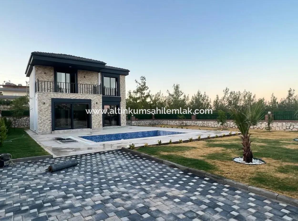 Didim Seyrantepede Satılık 4+1 Havuzlu Lüks Villa