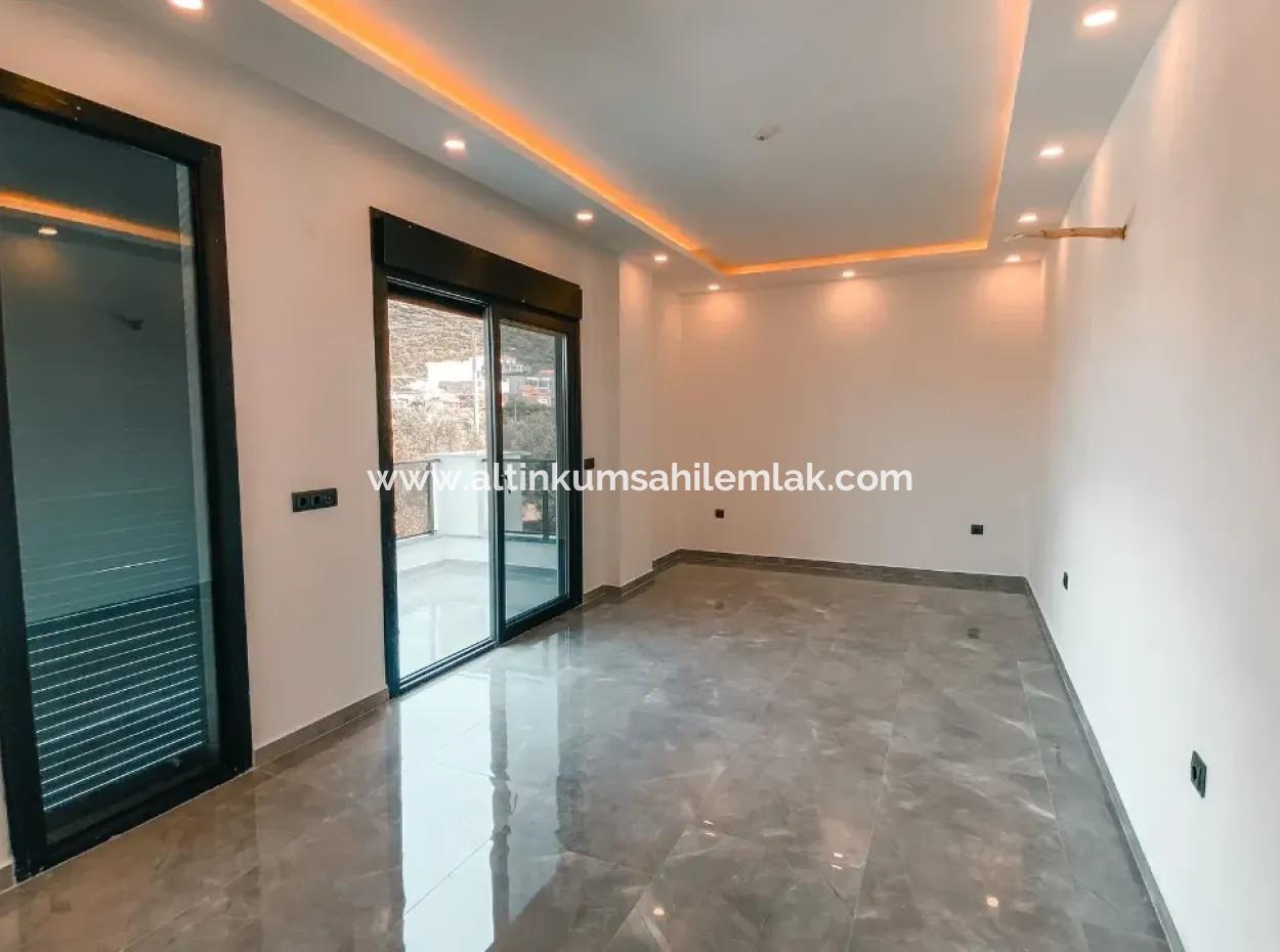 Didim Yeşiltepede Satılık Ayrı Mutfak 4+1 Müstakil Villa