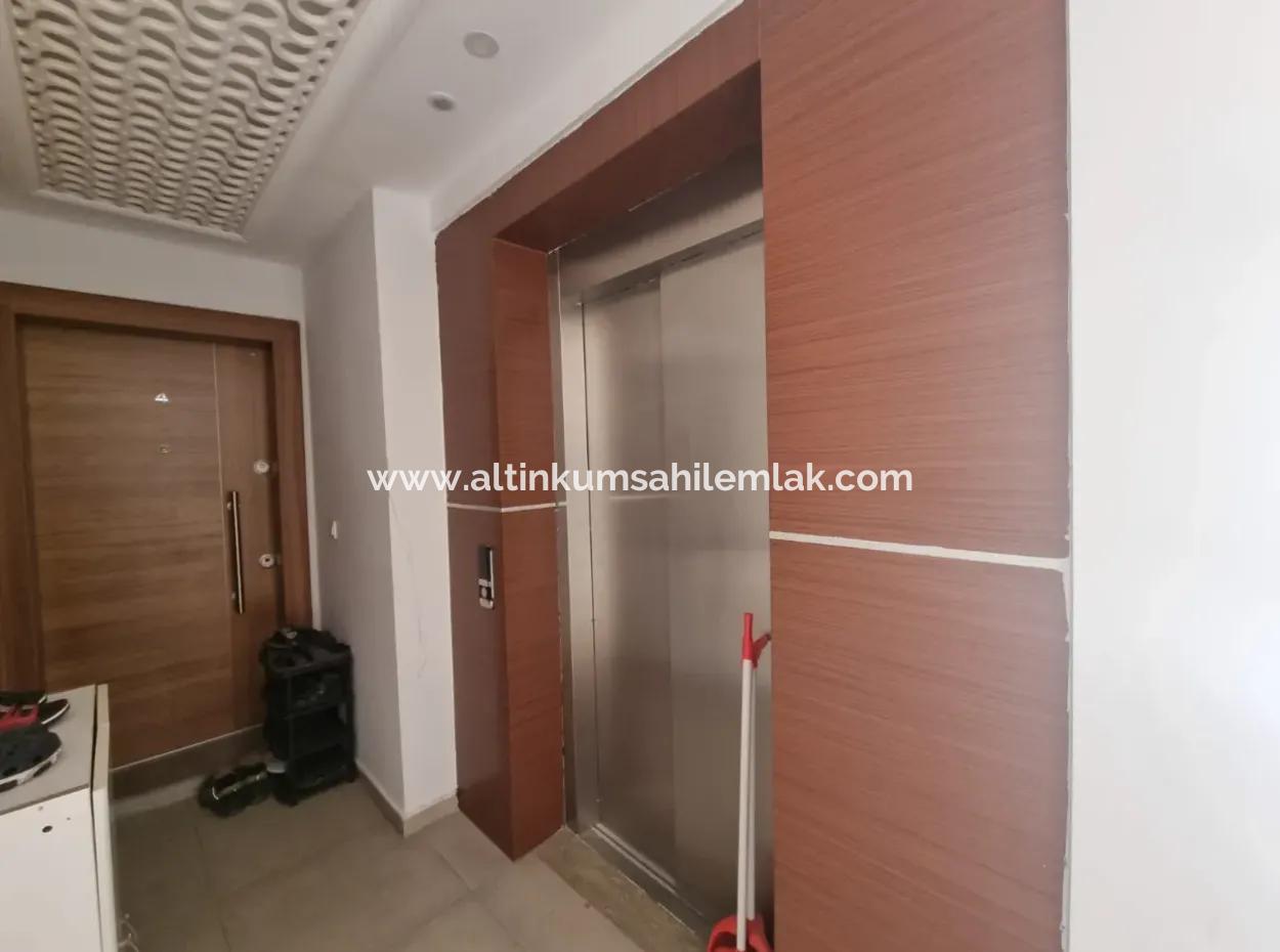 Didim Efeler Mahallesinde Satılık 1+1 Ön Cephe Daire