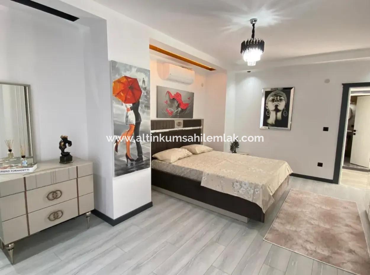 Didim Efeler Mahallesinde Satılık 4+1 Müstakil Villa