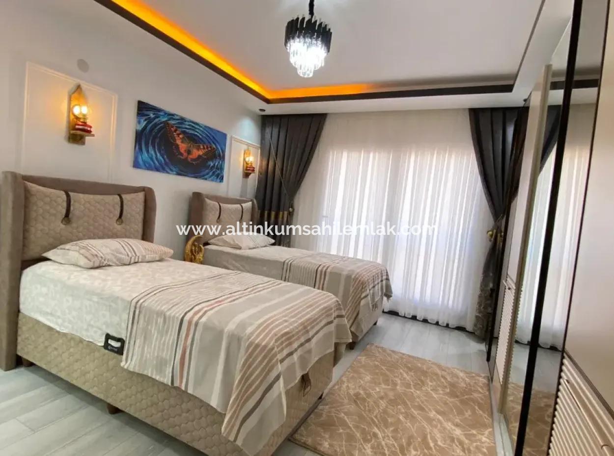 Didim Efeler Mahallesinde Satılık 4+1 Müstakil Villa