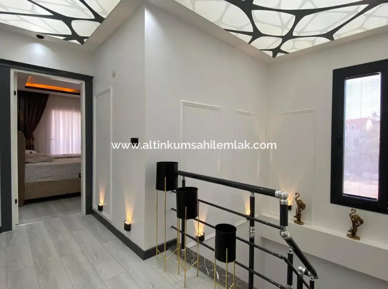 Didim Efeler Mahallesinde Satılık 4+1 Müstakil Villa