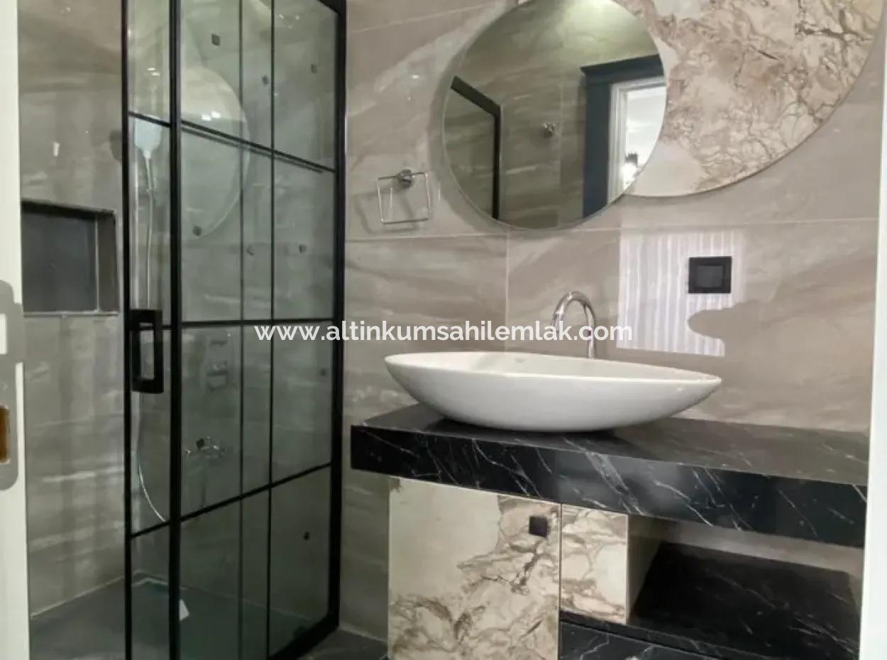 Didim Efeler Mahallesinde Satılık 4+1 Müstakil Villa