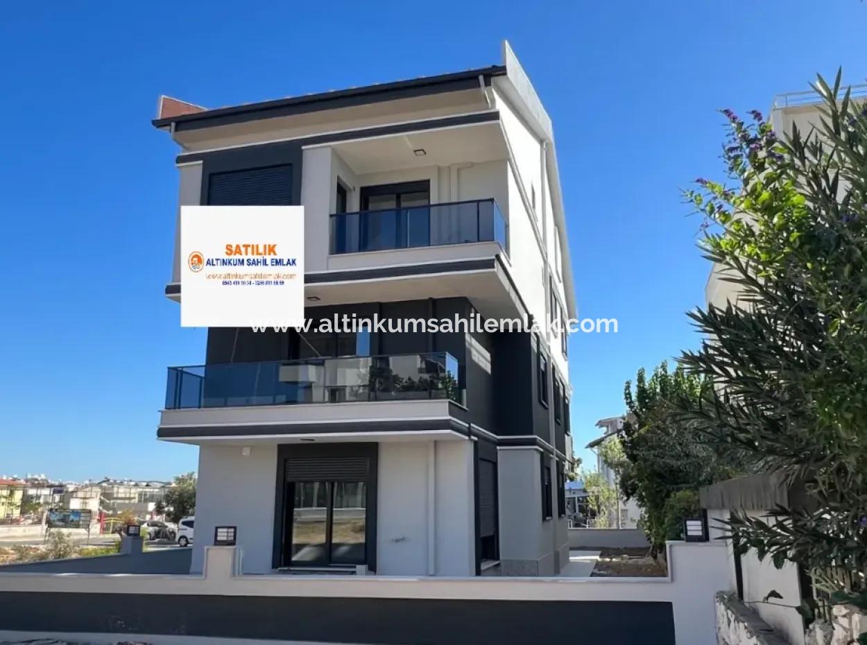 Didim Altınkum Çamlık Mahallesinde Satılık 1+1 Ara Katta Sıfır Daire