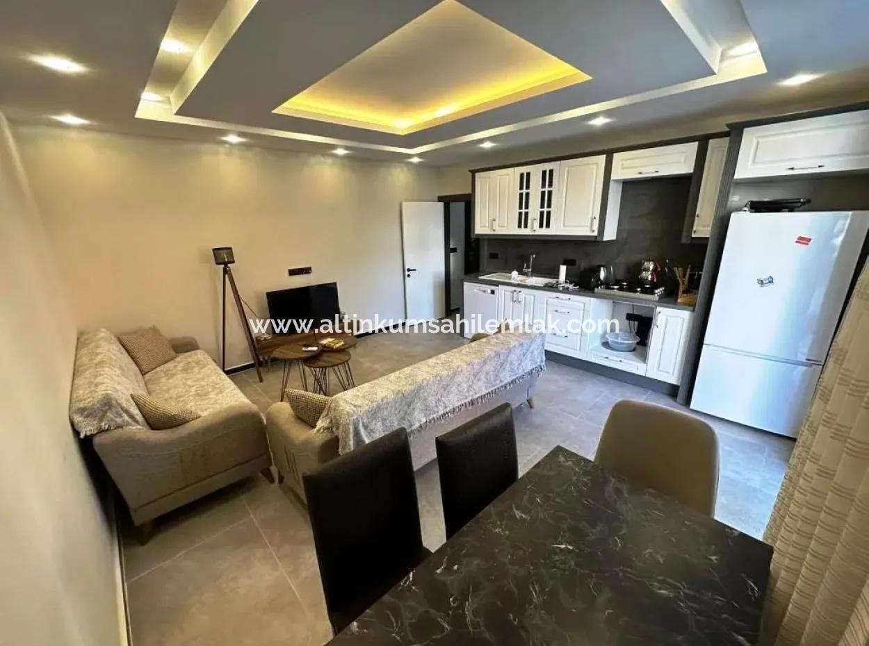 Altınkum Çamlık Mahallesinde Satılık 1+1 Eşyalı Daire Denize 50 Metre