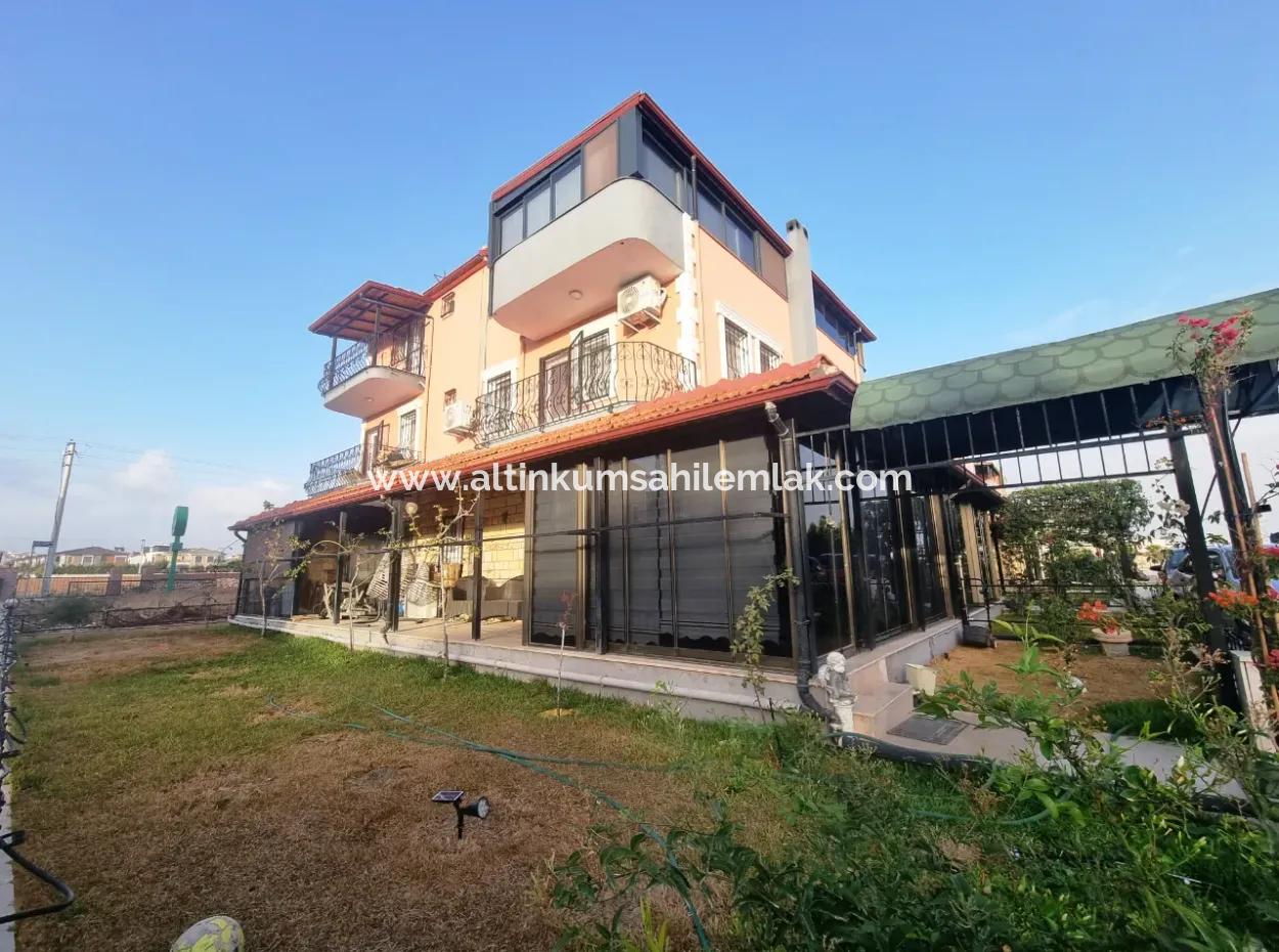 Didim Efeler Mahallesinde Satılık 3+1 Ayrı Mutfak Villa