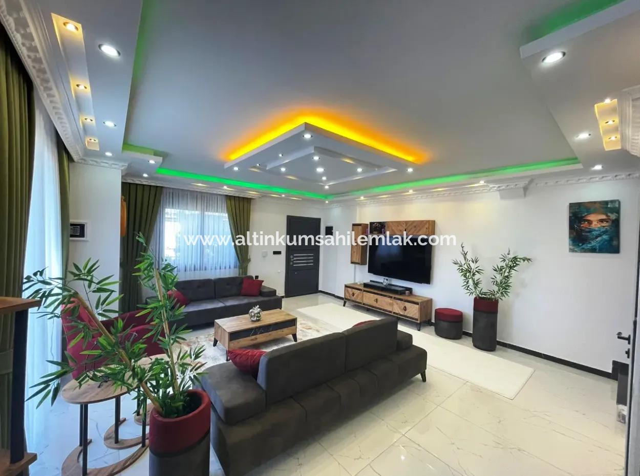 Didim Altınkum Efeler Mahallesi Satılık 3+1 Bahçeli Eşyalı Villa