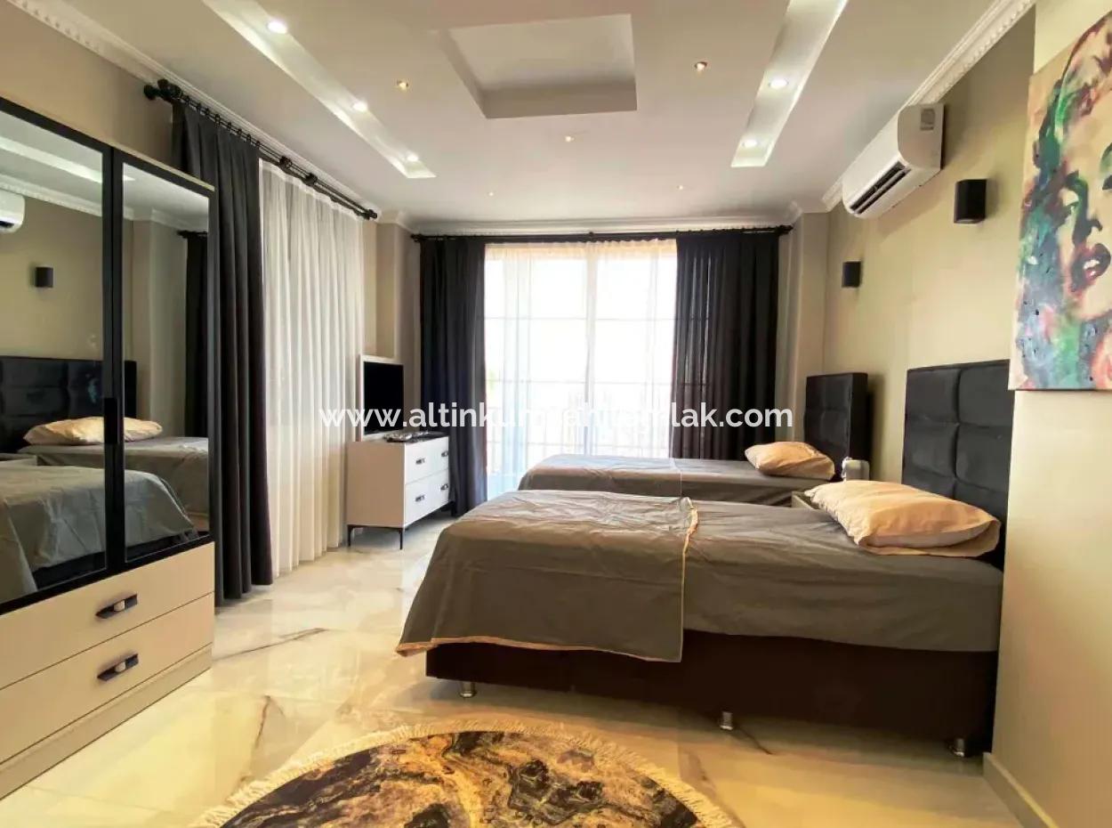 Didimde Satılık 4+1 Müstakil Ev, Altınkum Satılık Villa