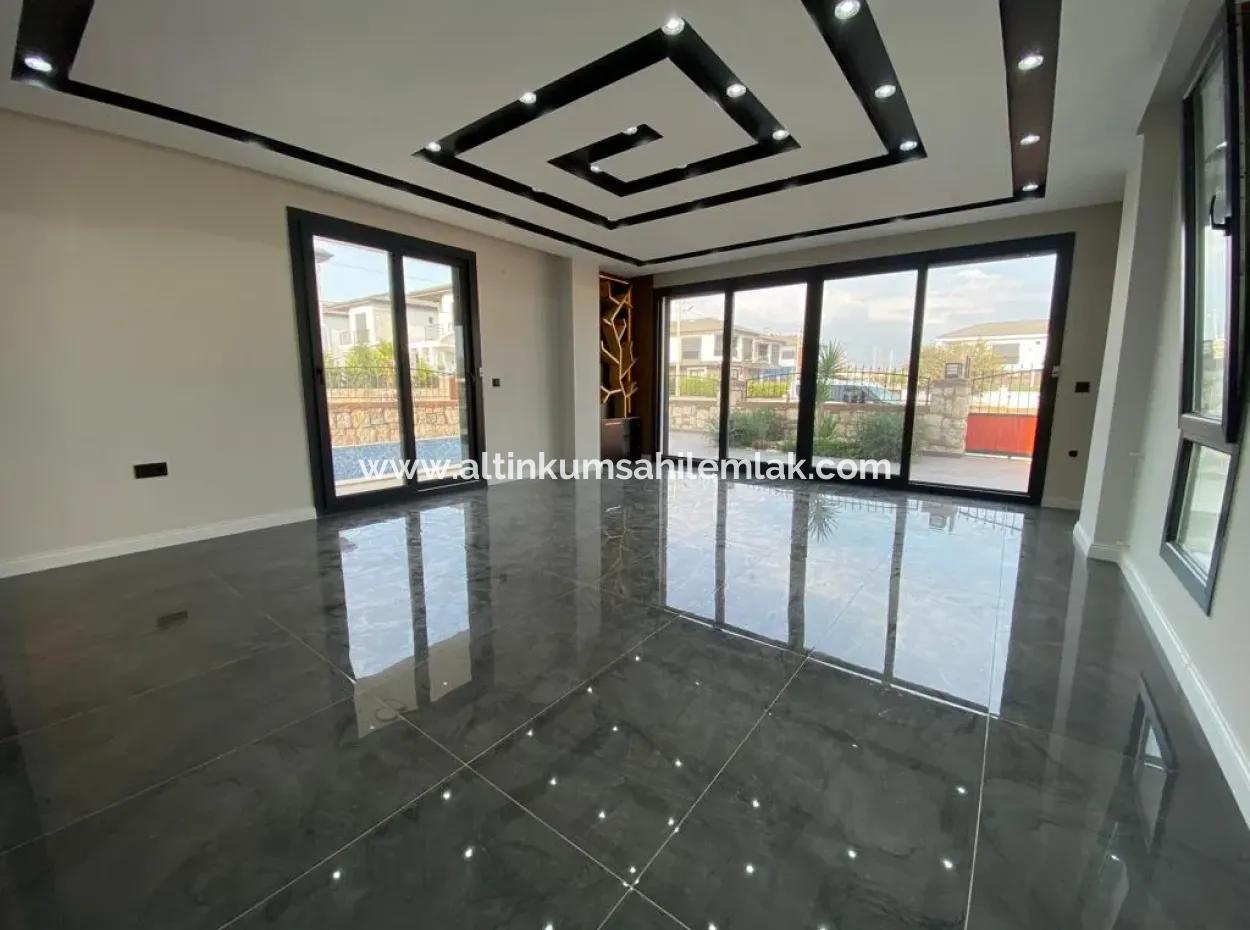 Didimde Satılık Müstakil Villa, 5+1 Müstakil Ev