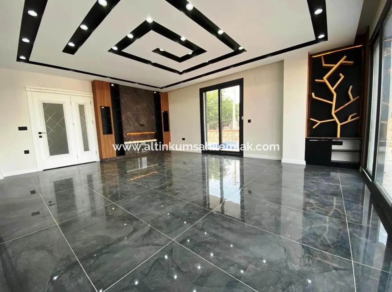 Didimde Satılık Müstakil Villa, 5+1 Müstakil Ev