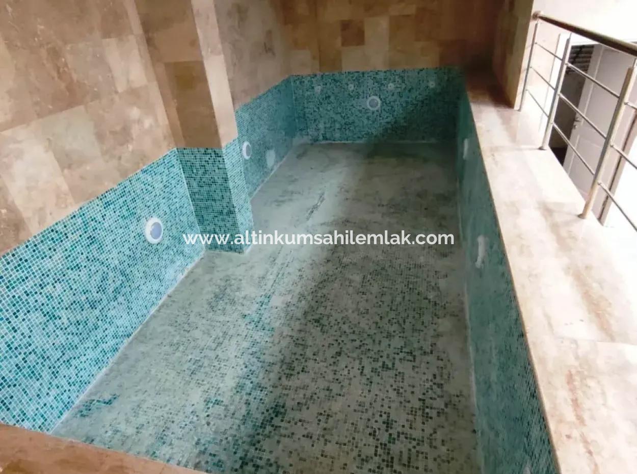 Kuşadası Soğucakta Satılık Deniz Manzaralı Müstakil Villa