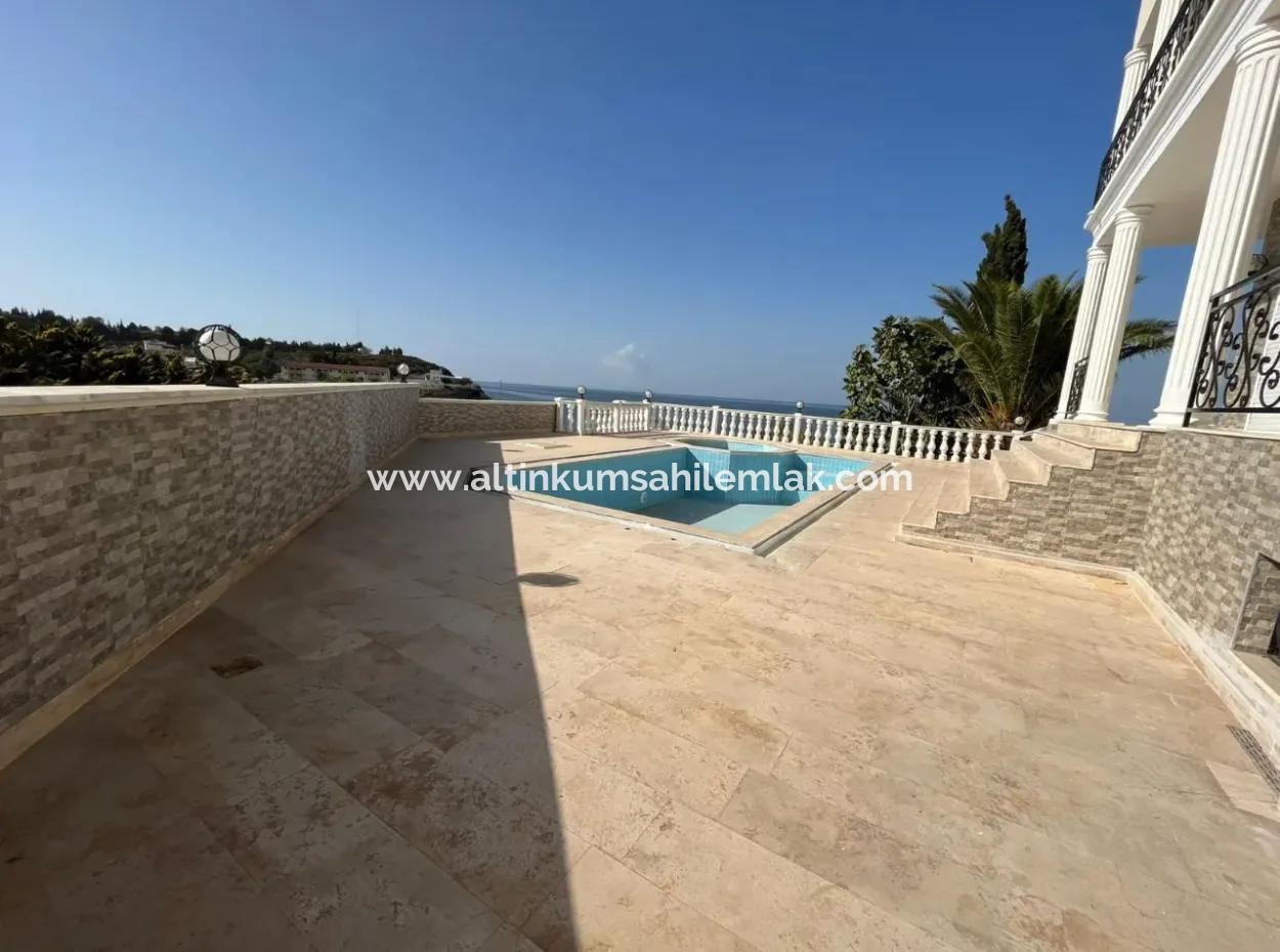 Didim Mavişehirde Satılık Deniz Manzaralı 5+1 Müstakil Ev, Villa