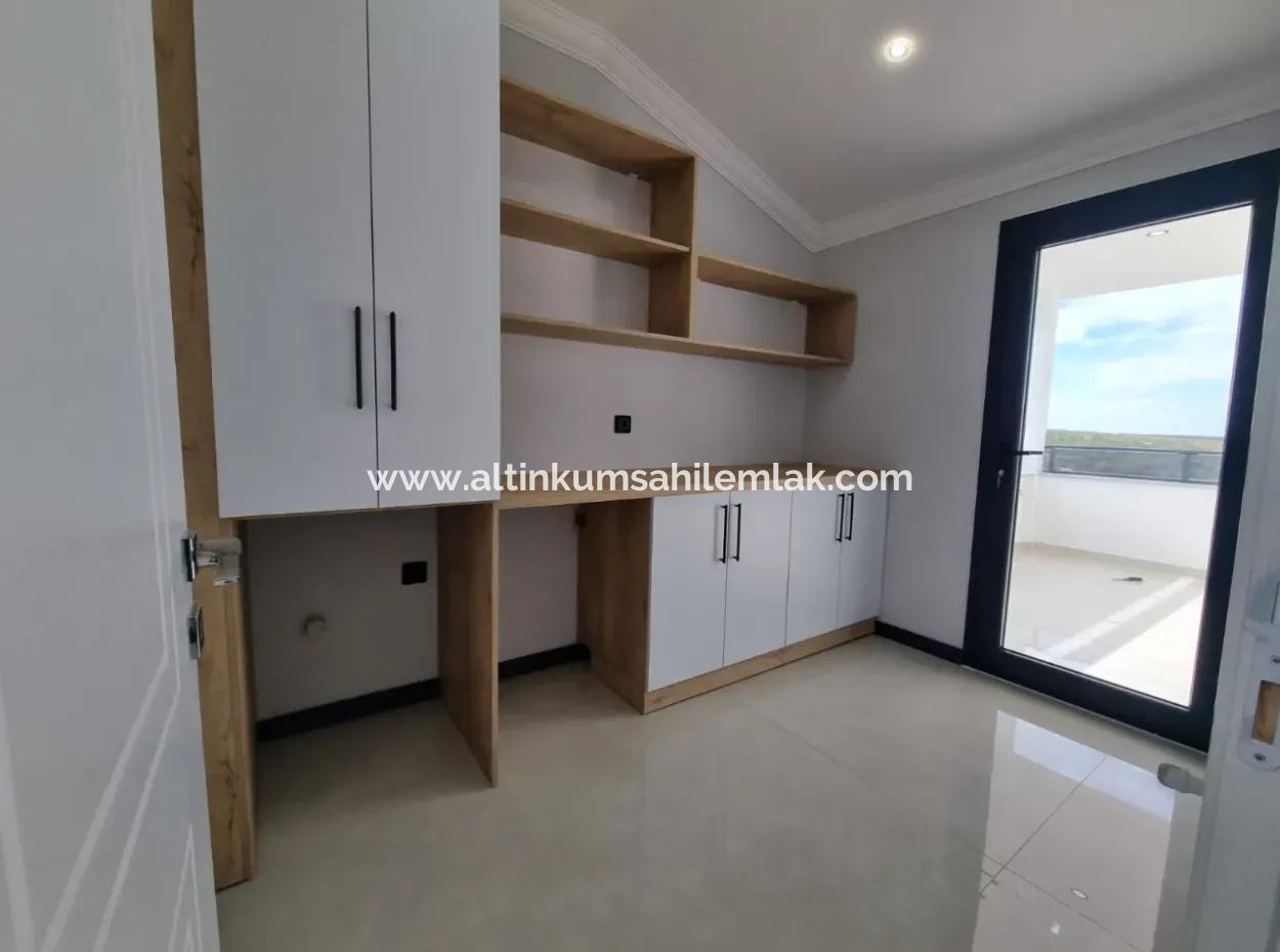 Didim Efeler Mahallesinde Satılık 4+1 Ayrı Mutfaklı Havuzlu Villa