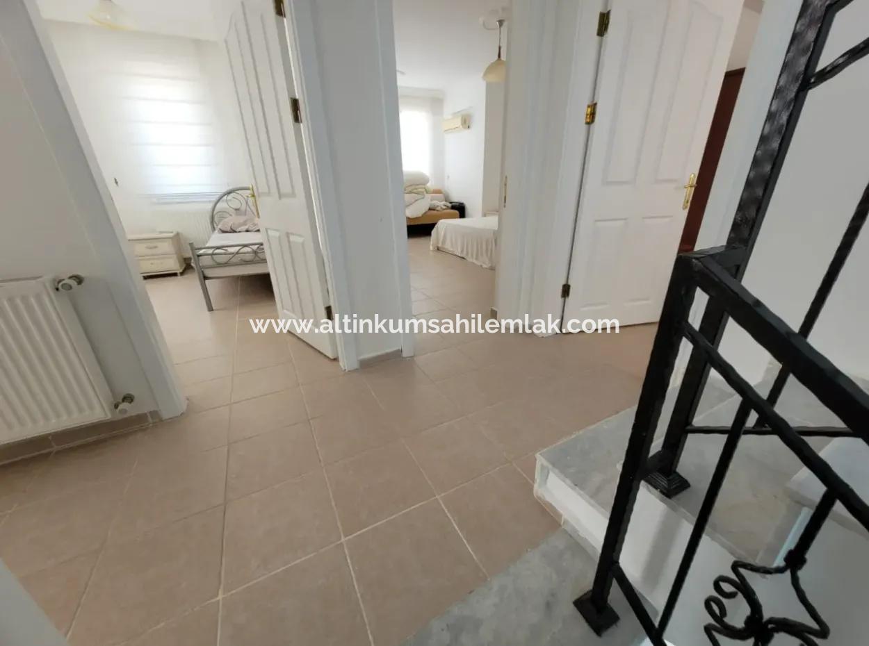 Didim Efeler Mahallesinde Satılık 4+1 Havuzlu Villa