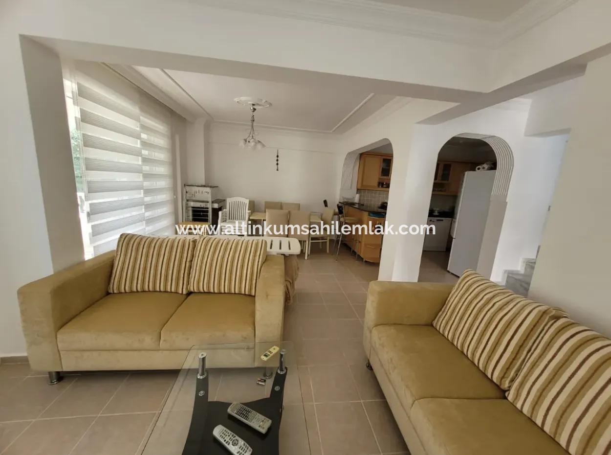 Didim Efeler Mahallesinde Satılık 4+1 Havuzlu Villa