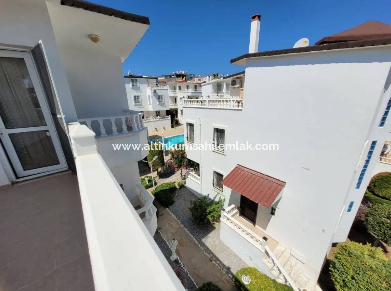 Didim Efeler Mahallesinde Satılık 4+1 Havuzlu Villa