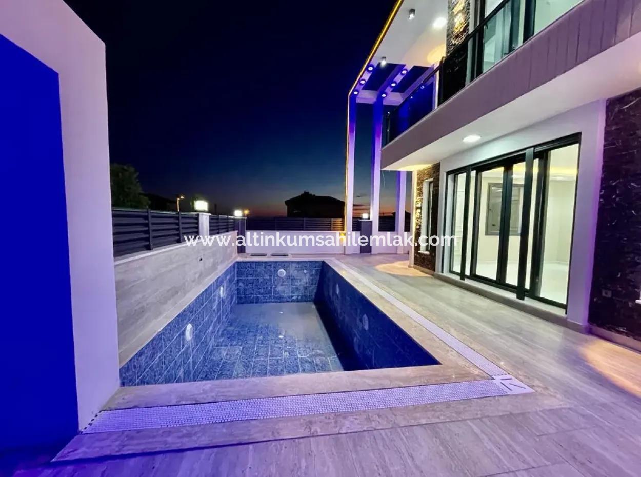 Didim Efelerde Satılık Ultra Lüks 3+1 Havuzlu Villa