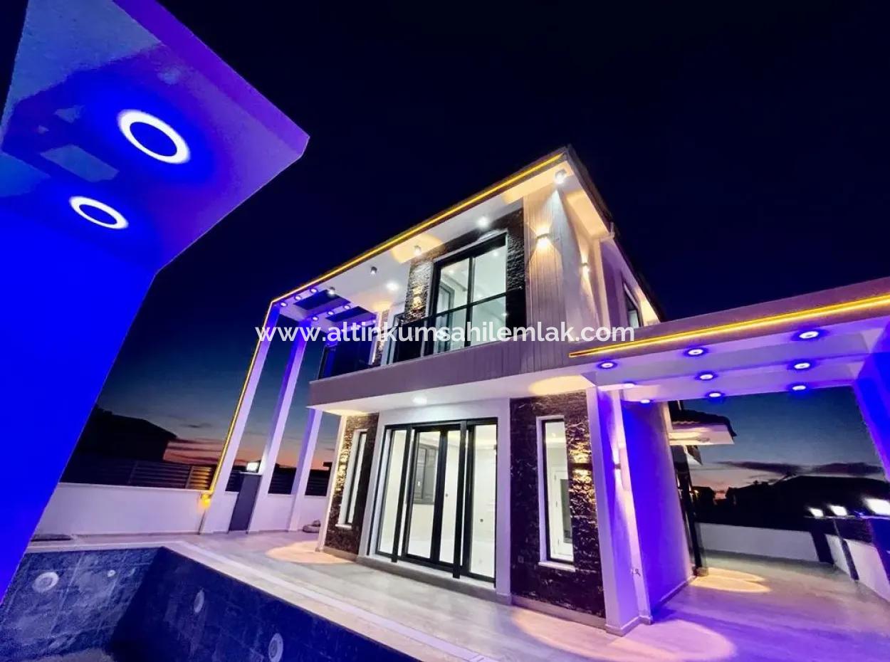 Didim Efelerde Satılık Ultra Lüks 3+1 Havuzlu Villa