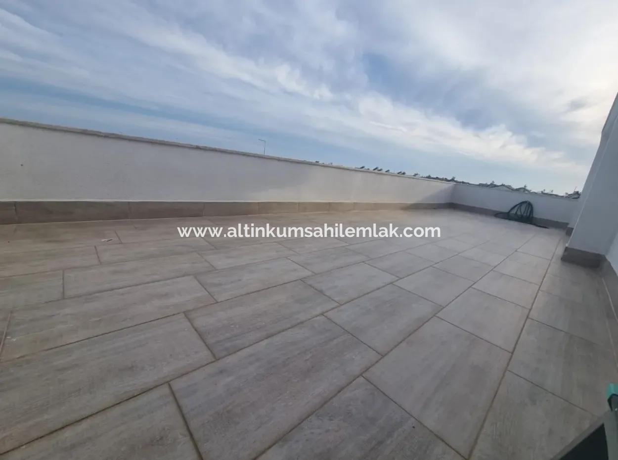 Didim Efeler Mahallesinde Satılık 5+1 Havuzlu Site İçerisinde  Köşe Başı Villa