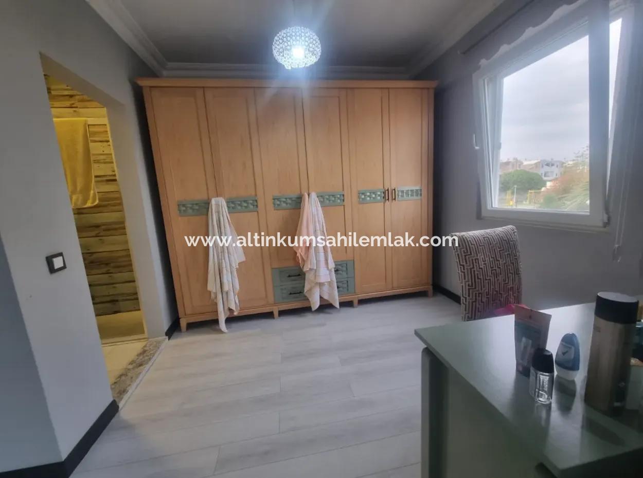 Didim Efeler Mahallesinde Satılık 5+1 Havuzlu Site İçerisinde  Köşe Başı Villa