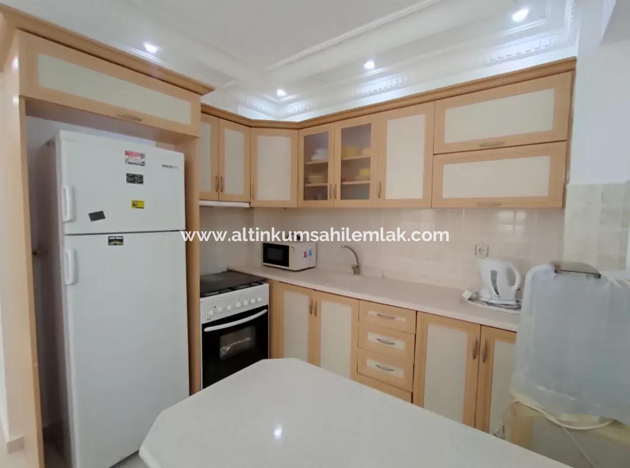 Altınkum Mahallesinde Acilen Satılık Havuzlu 2+1 Eşyalı Daire