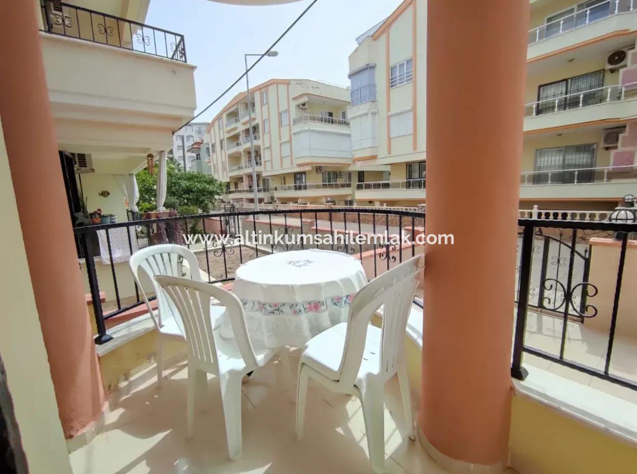 Altınkum Mahallesinde Acilen Satılık Havuzlu 2+1 Eşyalı Daire