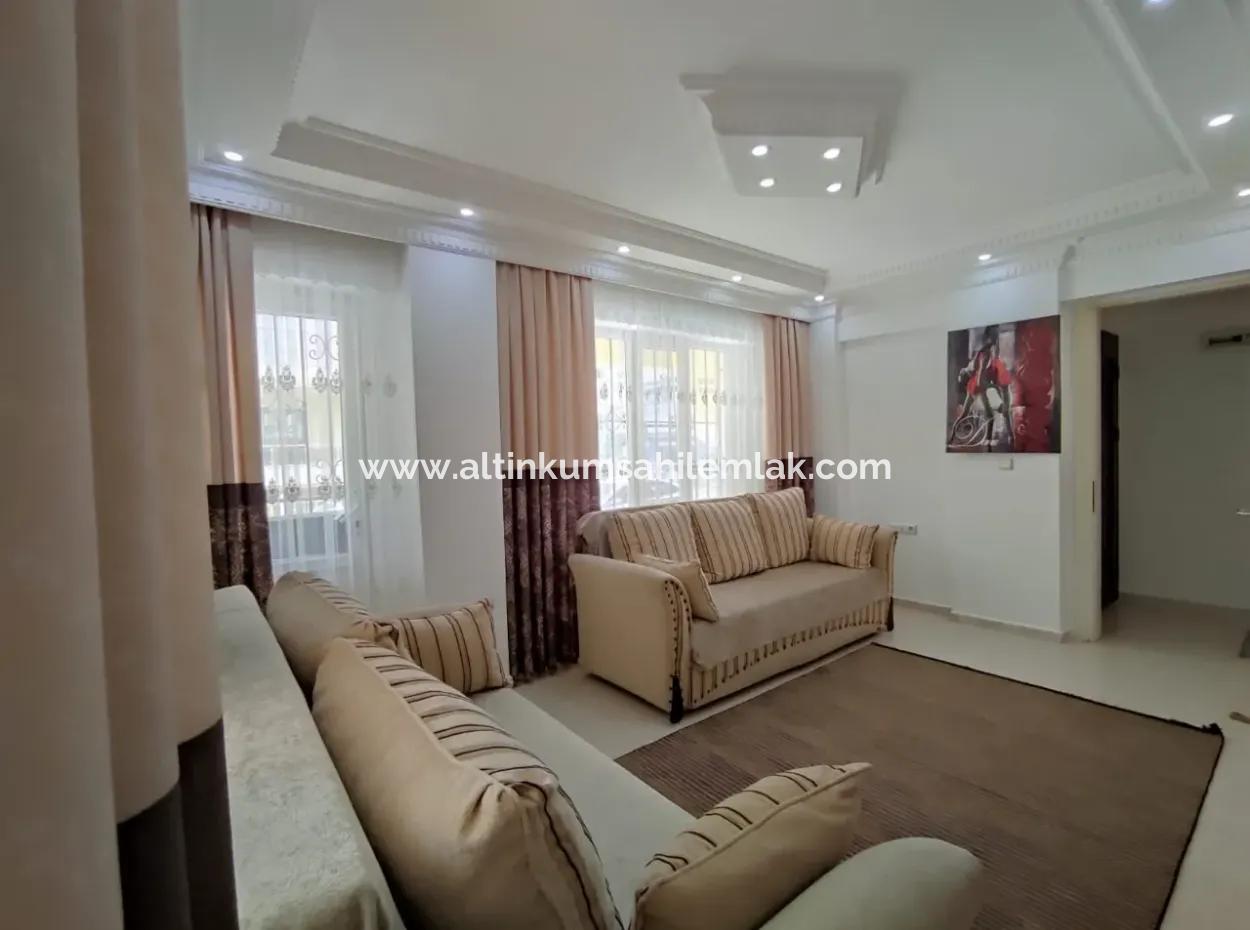 Altınkum Mahallesinde Acilen Satılık Havuzlu 2+1 Eşyalı Daire