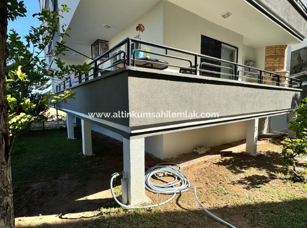 Didim Efeler Mahallesinde Satılık Havuzlu Sitede 2+1 Ön Cephe Daire