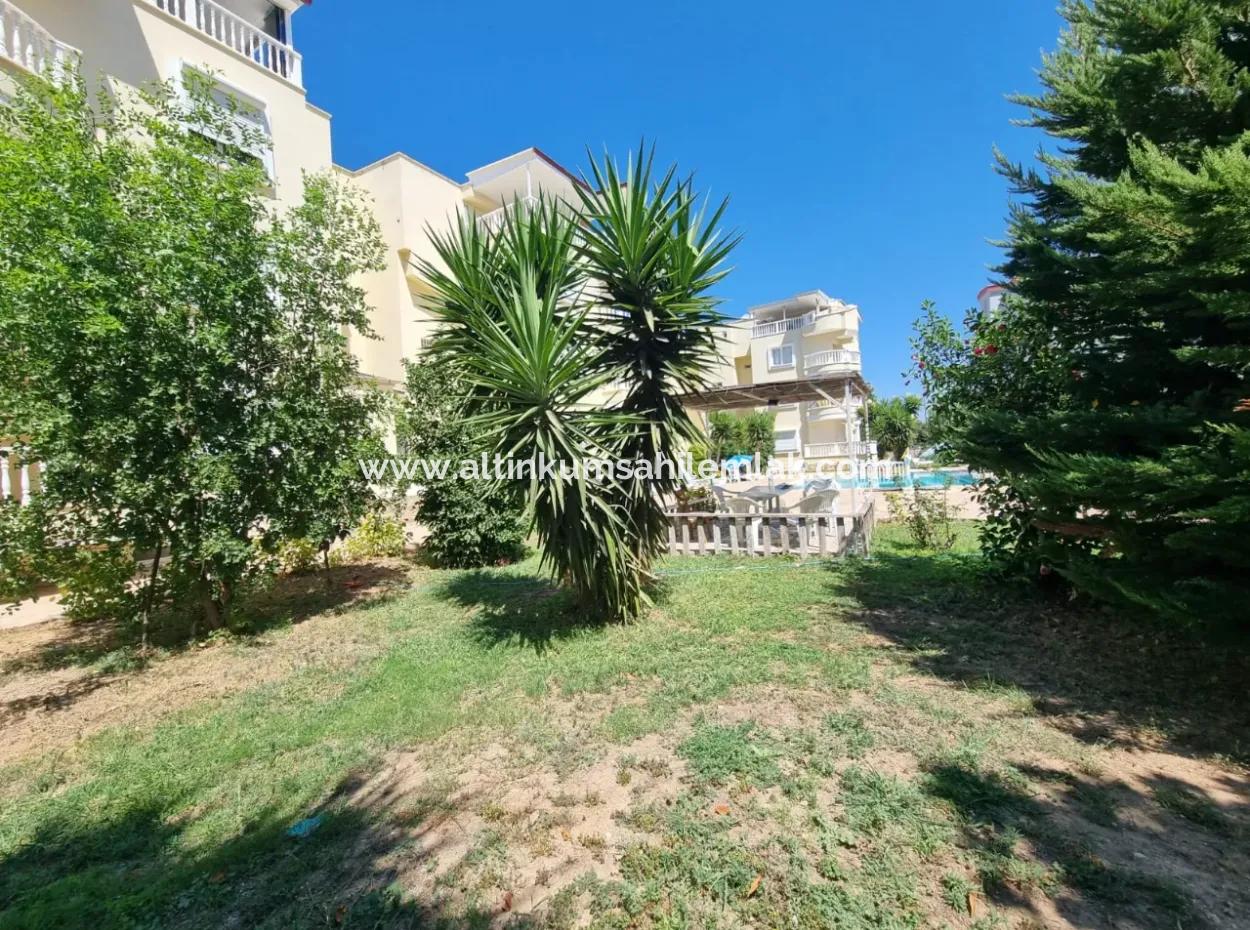 Didim Altınkum Çamlık Mahallesinde Plaja Yakın Satılık Havuzlu Sitede 2+1 Daire