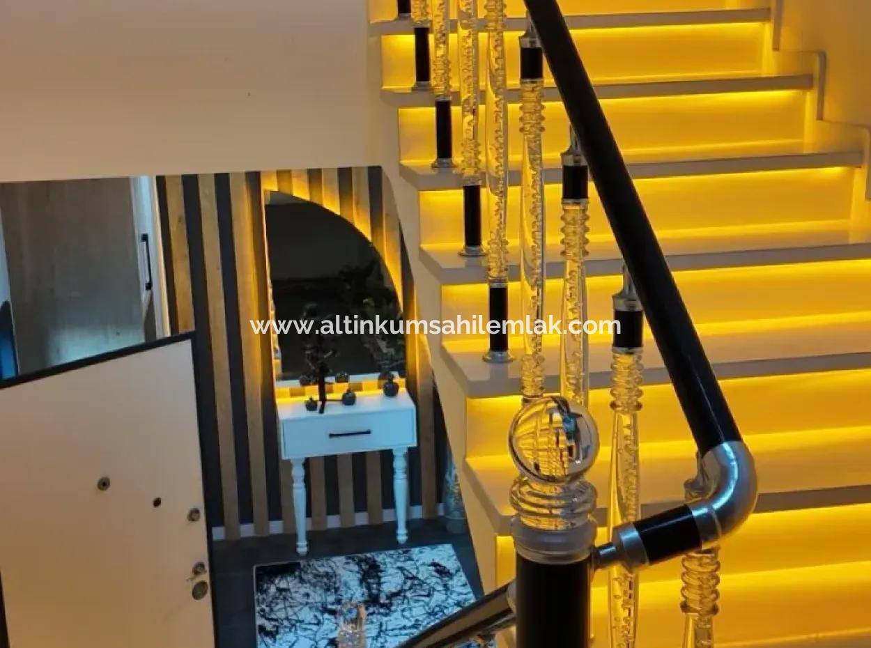 Didim Efeler Mahallesinde Ultra Lüks Full Eşyalı Tam Müstakil Satılık 4+1 Villa