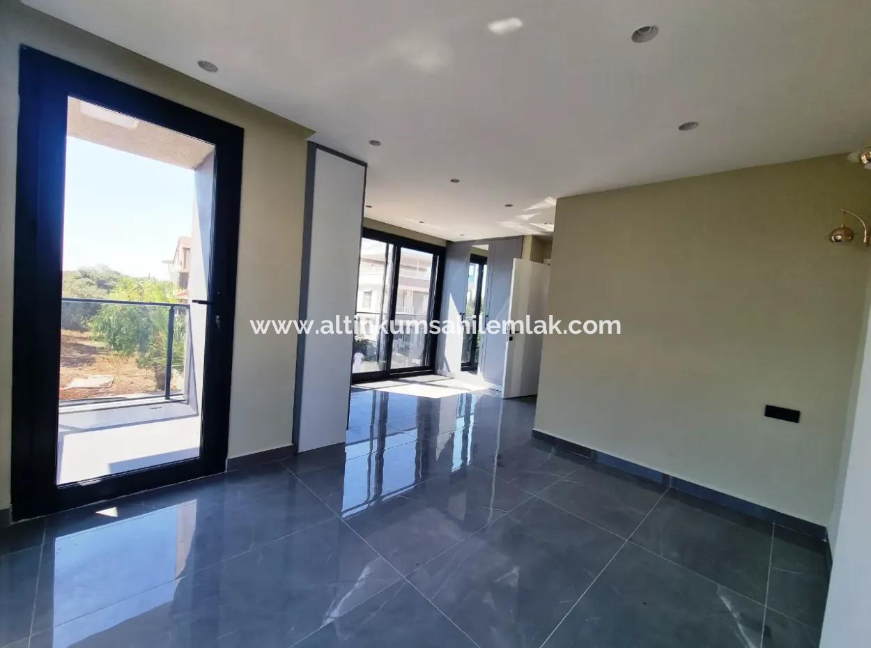 Didim Altınkumda Satılık 4+1 Ayrı Mutfak Havuzlu Müstakil Villa