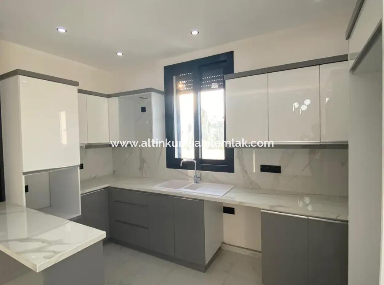 Didim Çamlık Mahallesinde Satılık 3+1 Havuzlu Müstakil Girişli Villa