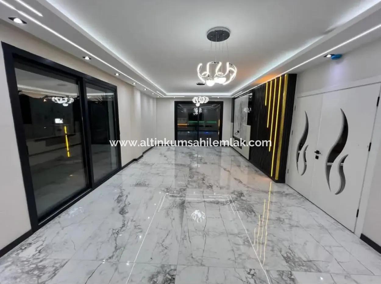 Didim Efeler Mahallesinde Satılık Müstakil Lüks Villa