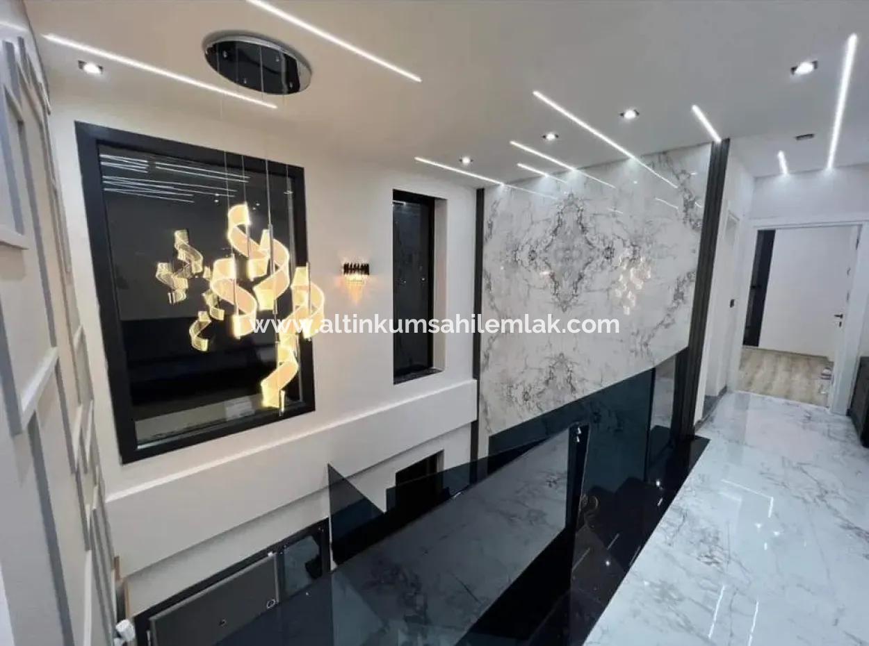 Didim Efeler Mahallesinde Satılık Müstakil Lüks Villa