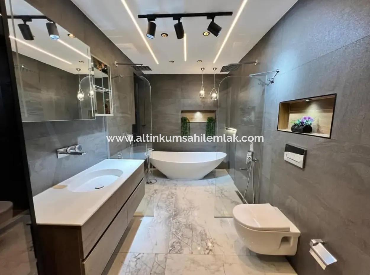 Didim Efeler Mahallesinde Satılık Müstakil Lüks Villa