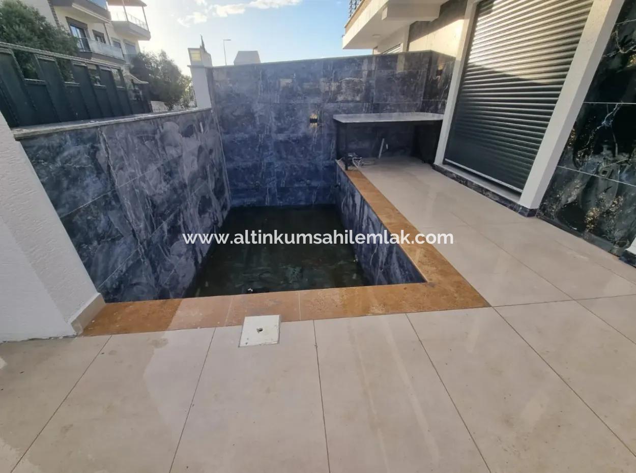 Didim Hisar Mahallesinde Satılık 3+1 Ön Cephe Havuzlu Sıfır Villa