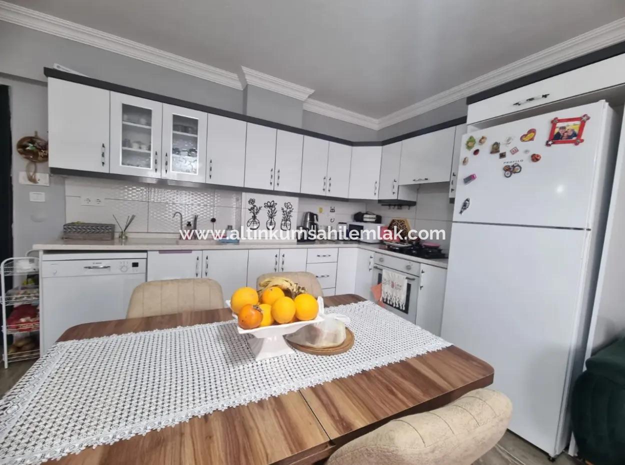 Efeler Mahallesinde Satılık 2+1 Asansörlü Ferah Daire