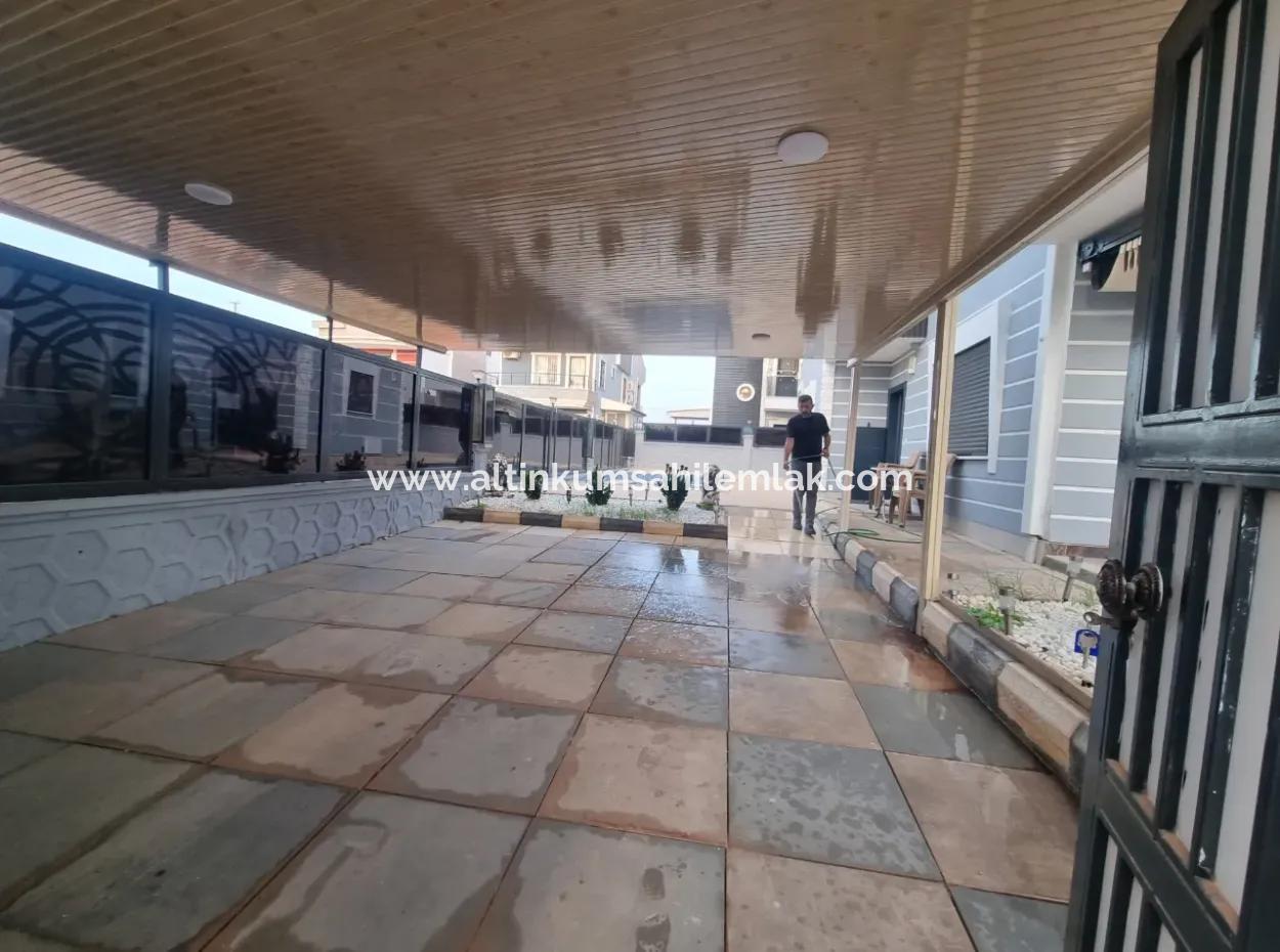Denize 500 Mt!!Yeşilkentte 3+1 Havuzlu Lüks Müstakil Villa