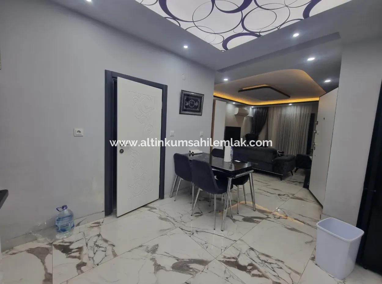 Denize 500 Mt!!Yeşilkentte 3+1 Havuzlu Lüks Müstakil Villa