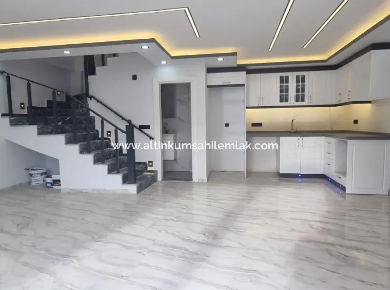 Didim Hisar Mahallesinde Satılık 3+1 Ön Cephe Havuzlu Sıfır Villa